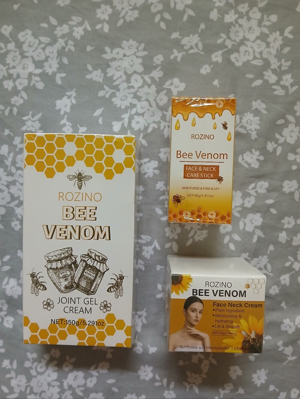 & Other Stories Bee Venom Skincare Set - Yellow & White Packaging